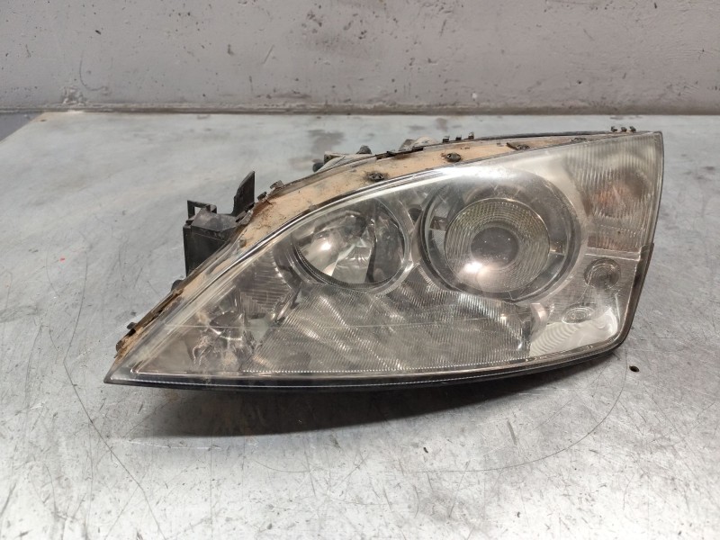 Recambio de faro izquierdo para ford mondeo iii sedán (b4y) 2.0 16v referencia OEM IAM   
