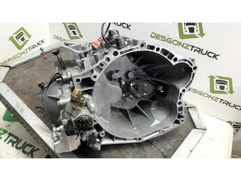 Recambio de caja cambios para citroen xsara berlina 1.9 d sx referencia OEM IAM 20DL41 2441435A 