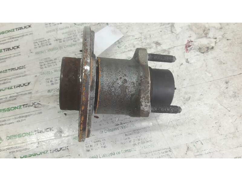 Recambio de buje trasero izquierdo para opel vectra b berlina 1.6 16v referencia OEM IAM   