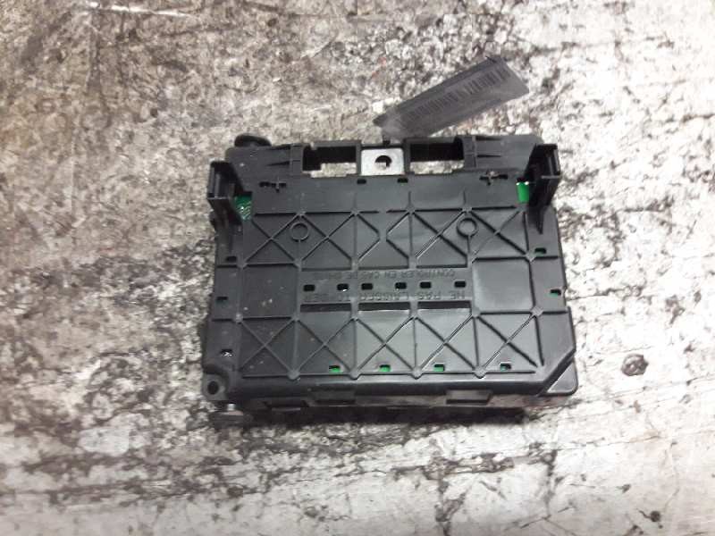 Recambio de caja reles / fusibles para peugeot partner (s2) combi plus referencia OEM IAM 9643498880 BSM 