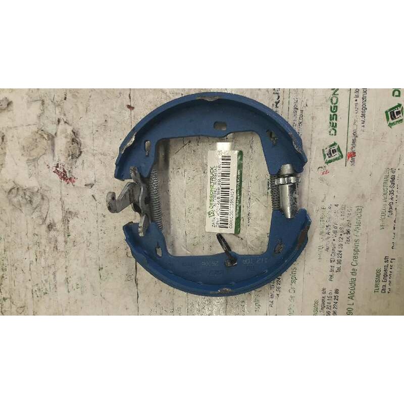 Recambio de zapatas de freno traseras para opel vectra b berlina 1.6 16v referencia OEM IAM  TRASERAS IZQUIERDAS 