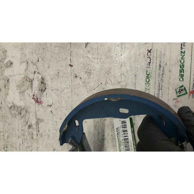 Recambio de zapatas de freno traseras para opel vectra b berlina 1.6 16v referencia OEM IAM  TRASERAS IZQUIERDAS 