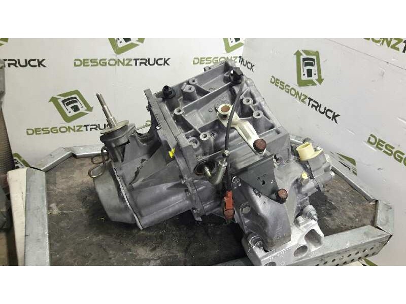 Recambio de caja cambios para citroen xsara berlina 1.9 d sx referencia OEM IAM 20DL41 3651312A 