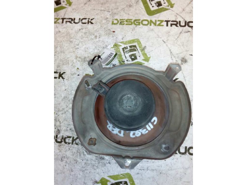Recambio de faro derecho para scania trucks serie 2 k-92 referencia OEM IAM   