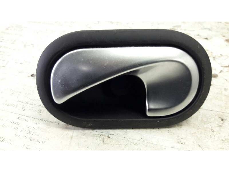 Recambio de maneta interior delantera izquierda para renault scenic ii authentique referencia OEM IAM 8200028487  