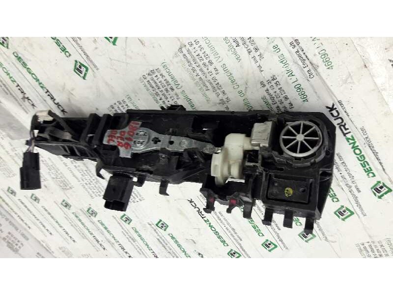 Recambio de maneta exterior delantera derecha para renault scenic ii authentique referencia OEM IAM 8200078076  