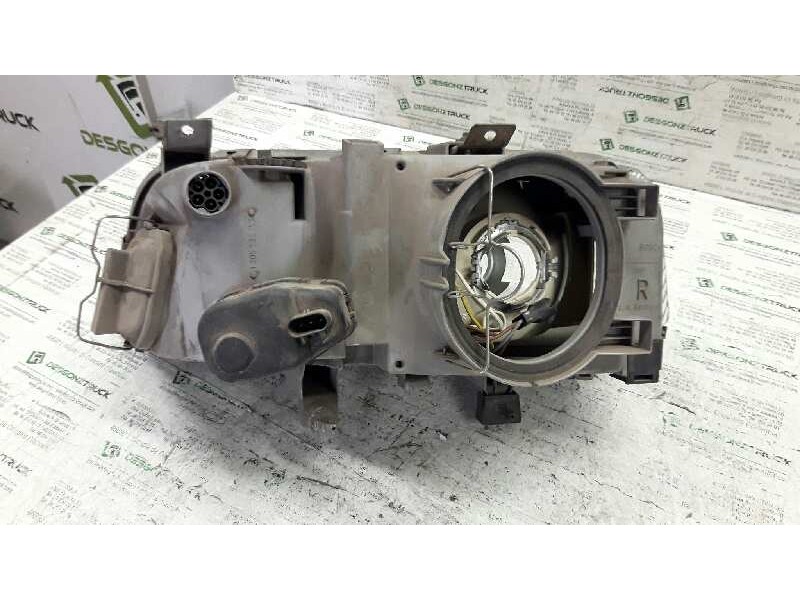 Recambio de faro derecho para opel omega b elegance berlina referencia OEM IAM   