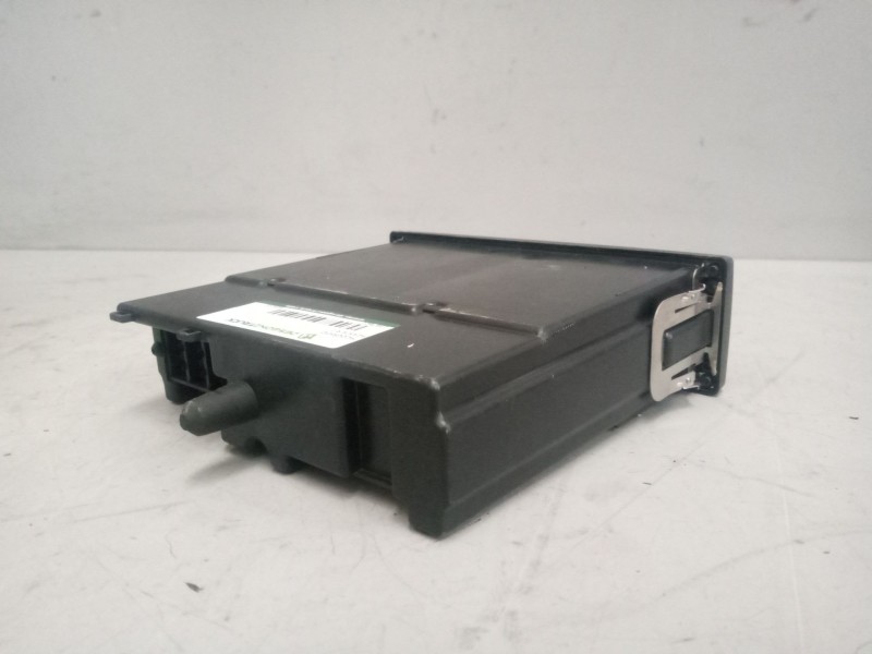 Recambio de tacografo para scania r i r 580 referencia OEM IAM SE5000  REV.7.6