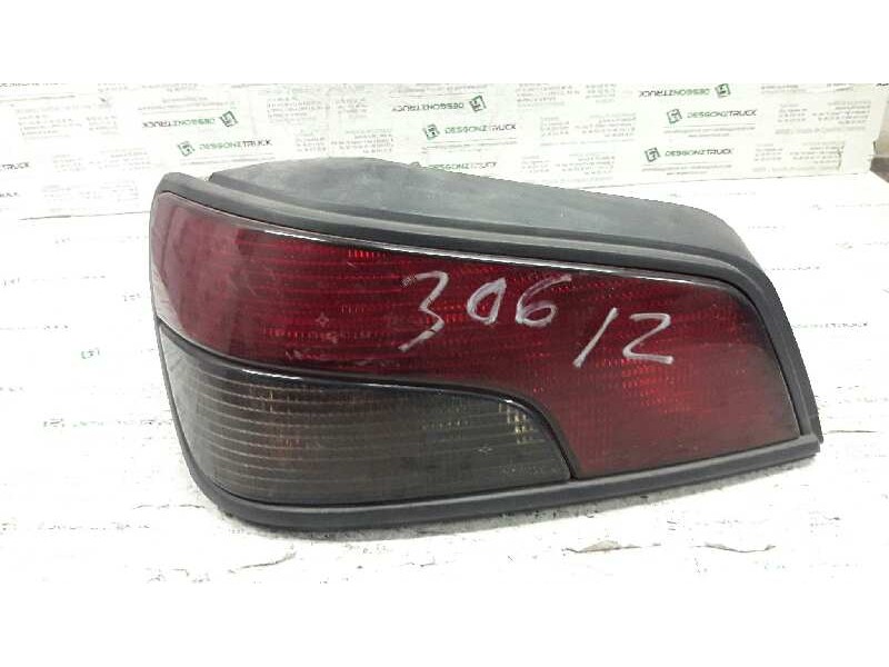 Recambio de piloto trasero izquierdo para peugeot 306 berlina 3/5 puertas (s1) graffic referencia OEM IAM   