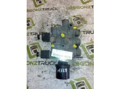 Recambio de valvula aire para scania serie 4 (p/r 144 l) fsa 530 (4x2) e2 corto cr 13 / 14 b referencia OEM IAM 4729000340 WABCO