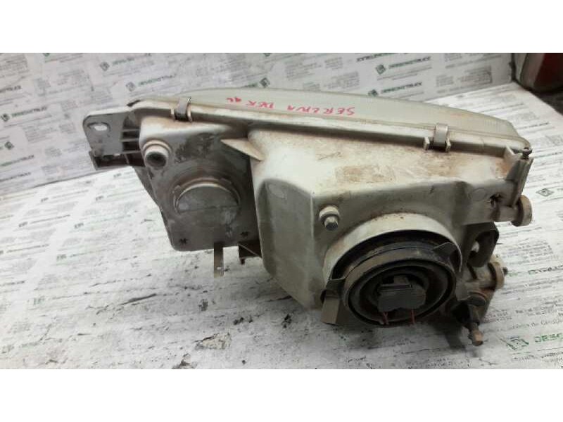Recambio de faro derecho para nissan serena (c23m) 2.0 se referencia OEM IAM   