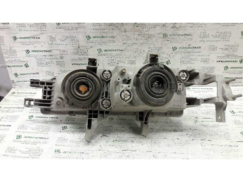 Recambio de faro derecho para honda accord (ca) referencia OEM IAM   