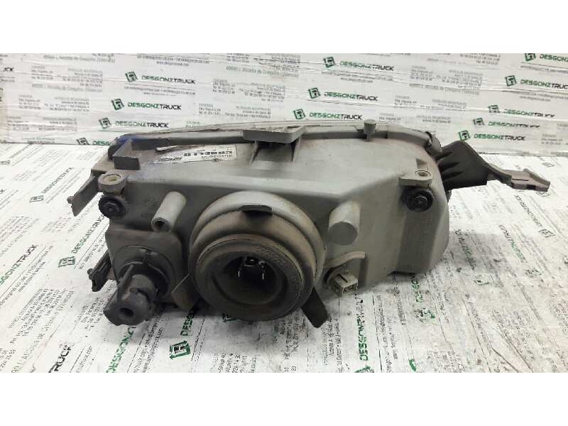 Recambio de faro derecho para fiat punto berl. (176) td sx / td 70 sx referencia OEM IAM 46402650  