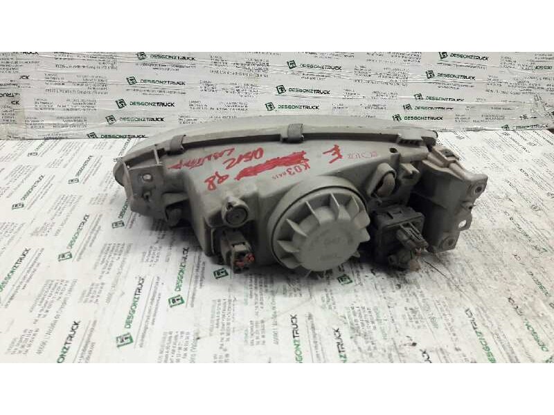 Recambio de faro derecho para hyundai elantra (xd) 1.6 comfort (4-ptas.) referencia OEM IAM   