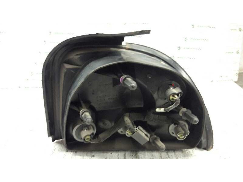 Recambio de piloto trasero derecho para chrysler neon (pl) 1.8 se referencia OEM IAM   