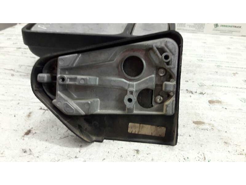 Recambio de retrovisor derecho para renault trafic (desde 5.89) t 1100 referencia OEM IAM   