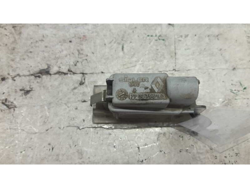 Recambio de piloto matricula para renault laguna ii (bg0) confort dynamique referencia OEM IAM 7700796183  