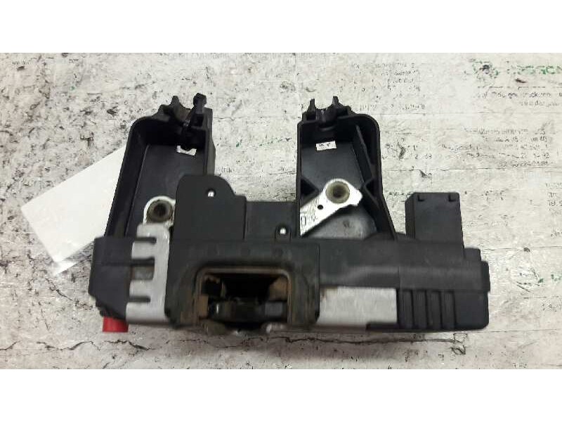 Recambio de cerradura puerta trasera derecha para opel zafira a referencia OEM IAM   