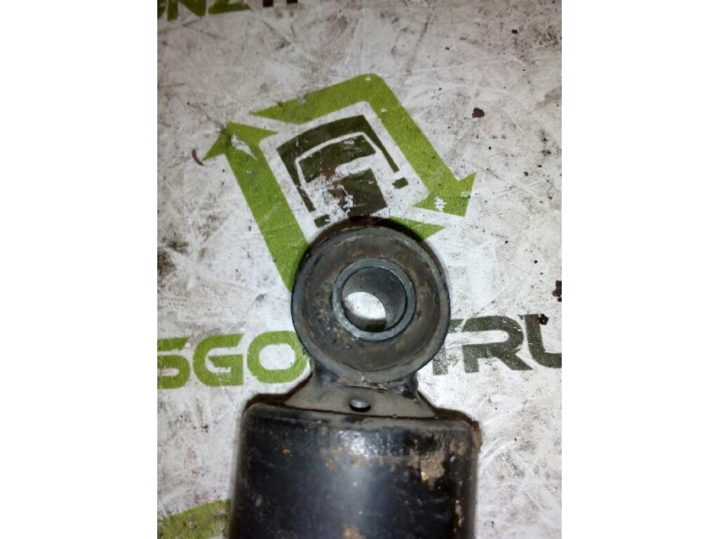 Recambio de amortiguador delantero para renault mascott ka 150.35/55 base referencia OEM IAM 5010557379A  