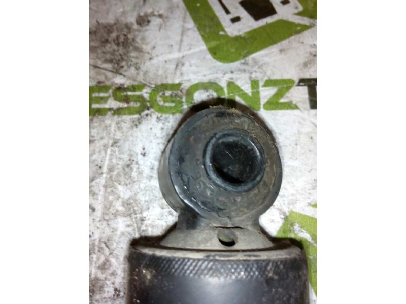 Recambio de amortiguador delantero para renault mascott ka 150.35/55 base referencia OEM IAM 5010557379A  
