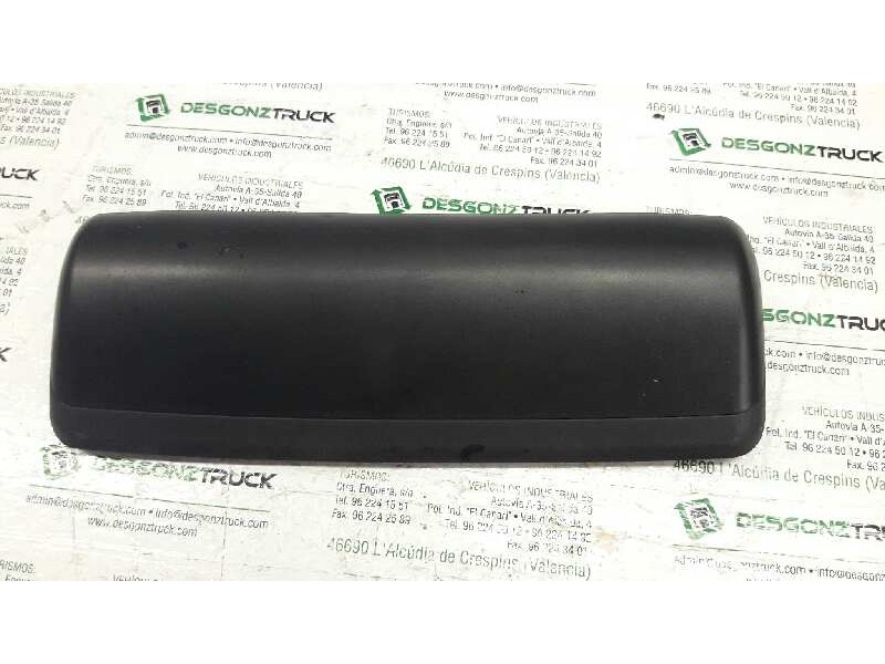 Recambio de luz central de freno para opel corsa c club referencia OEM IAM 24517003  