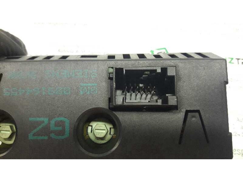 Recambio de pantalla multifuncion para opel corsa c club referencia OEM IAM 009164455  