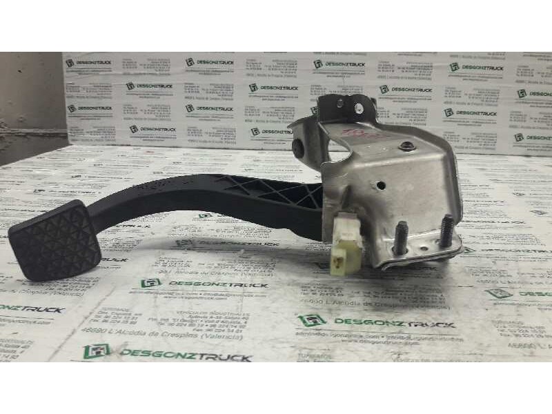 Recambio de pedal embrague para opel corsa c club referencia OEM IAM 9156593  