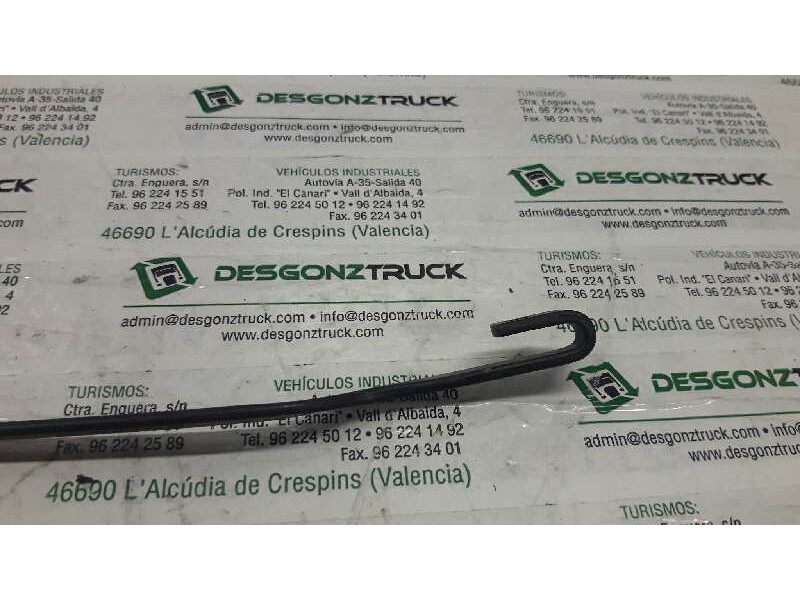 Recambio de brazo limpia delantero izquierdo para opel corsa c club referencia OEM IAM 09114666  