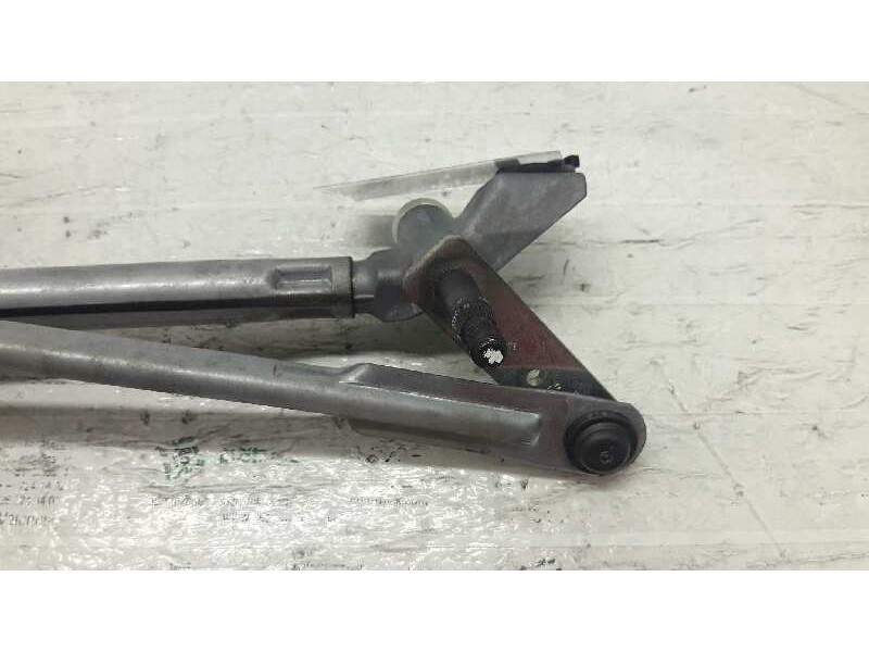 Recambio de motor limpia delantero para peugeot 307 berlina (s2) xt referencia OEM IAM 404638 VALEO 
