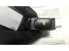 Recambio de mando elevalunas trasero izquierdo para peugeot 307 berlina (s2) xt referencia OEM IAM 96360166XT  