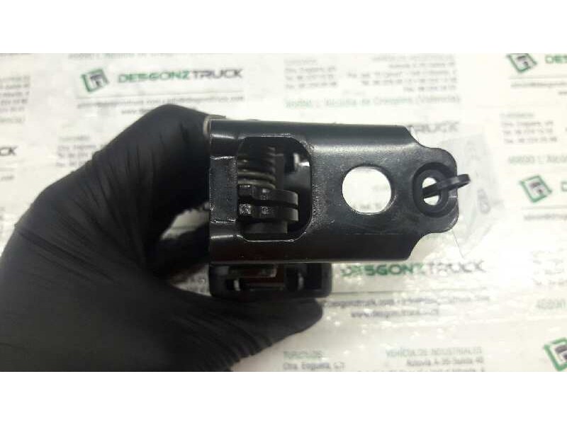 Recambio de enganche cinturon trasero derecho para peugeot 307 berlina (s2) xt referencia OEM IAM   