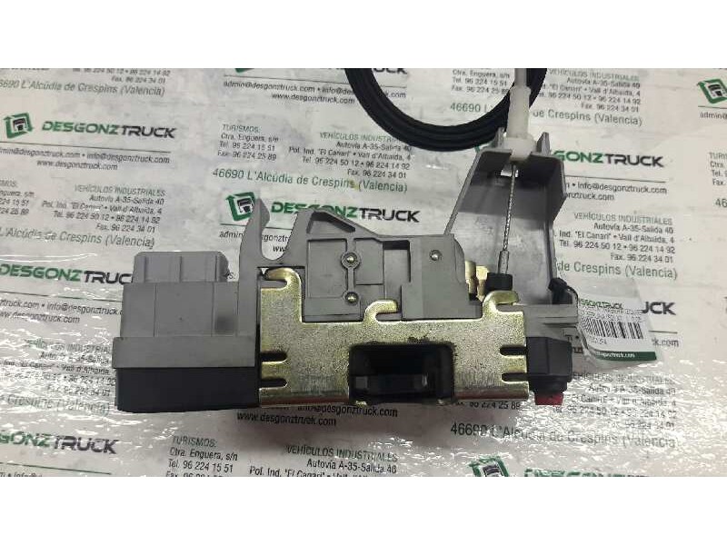 Recambio de cerradura puerta trasera izquierda para peugeot 307 berlina (s2) xt referencia OEM IAM   