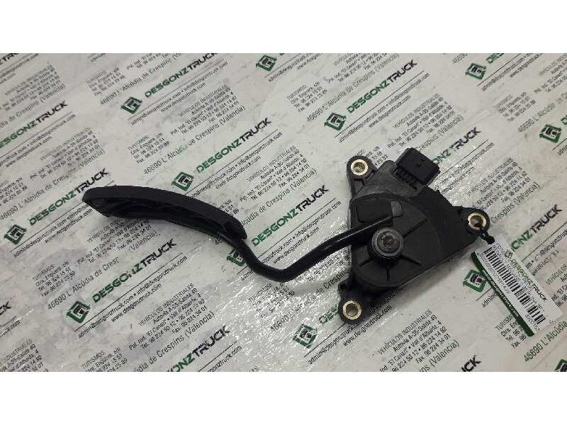Recambio de potenciometro pedal para renault megane ii berlina 3p referencia OEM IAM 8200153268  