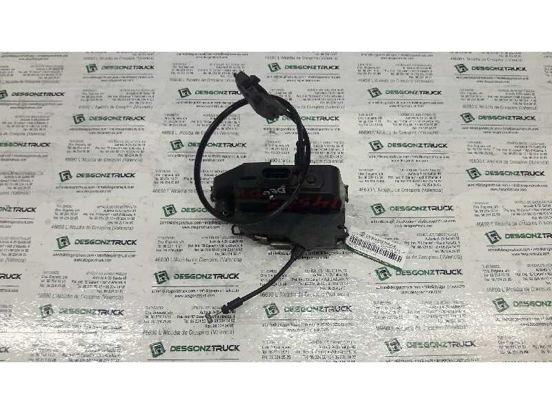 Recambio de cerradura puerta delantera derecha para renault megane ii berlina 3p referencia OEM IAM   