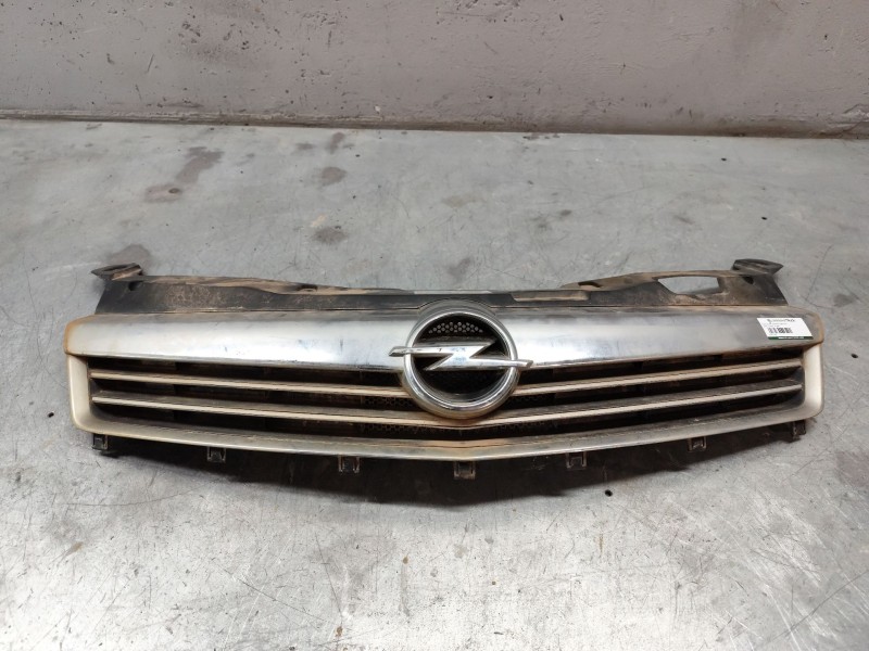 Recambio de rejilla delantera central para opel astra h ber. cosmo referencia OEM IAM   