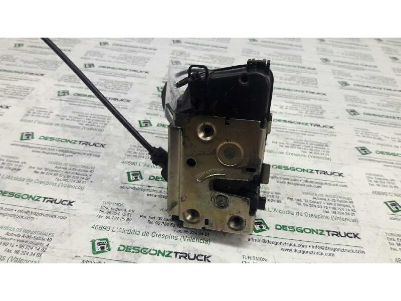 Recambio de cerradura puerta trasera izquierda para renault megane ii berlina 3p referencia OEM IAM   