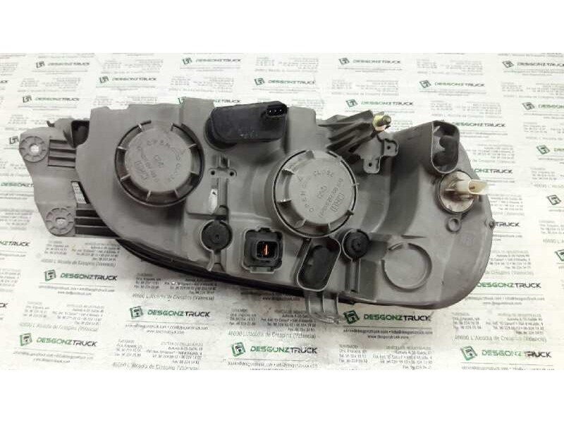 Recambio de faro izquierdo para kia carnival ii 2.9 cdri ex referencia OEM IAM   