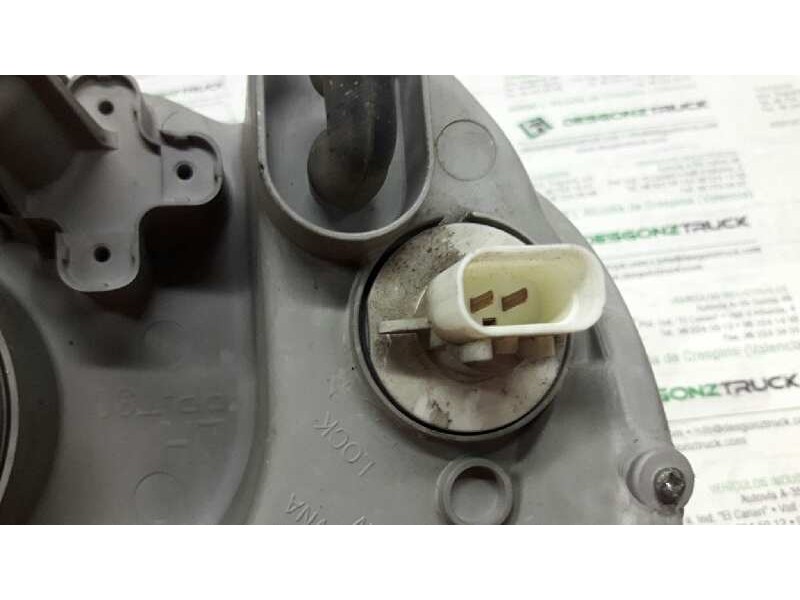 Recambio de faro izquierdo para kia carnival ii 2.9 cdri ex referencia OEM IAM   