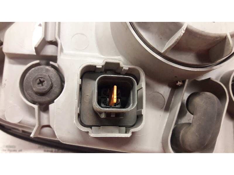 Recambio de faro izquierdo para kia carnival ii 2.9 cdri ex referencia OEM IAM   