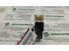 Recambio de mando elevalunas trasero derecho para nissan x-trail (t30) comfort referencia OEM IAM    2