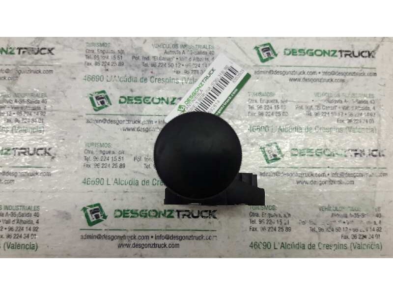 Recambio de boton antiniebla para bmw serie 3 berlina (e36) 318i se referencia OEM IAM 83535031  