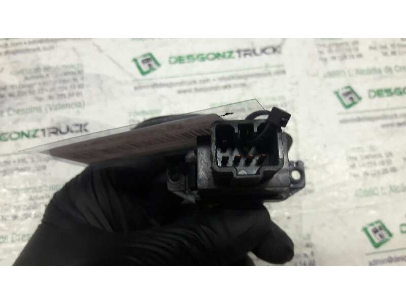 Recambio de boton antivaho para hyundai accent (mc) gl referencia OEM IAM 9371022000  