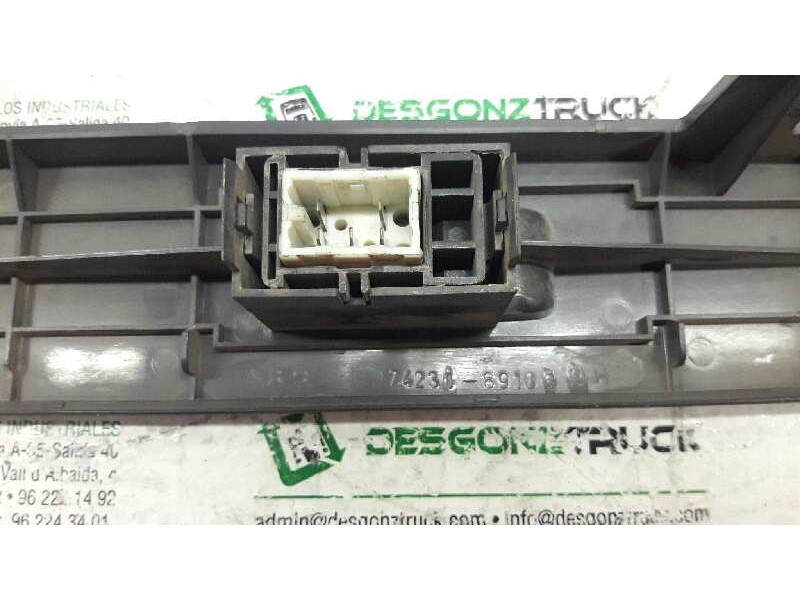 Recambio de mando elevalunas delantero derecho para toyota 4-runner (n13) 3.0 v6 referencia OEM IAM 7423189106  
