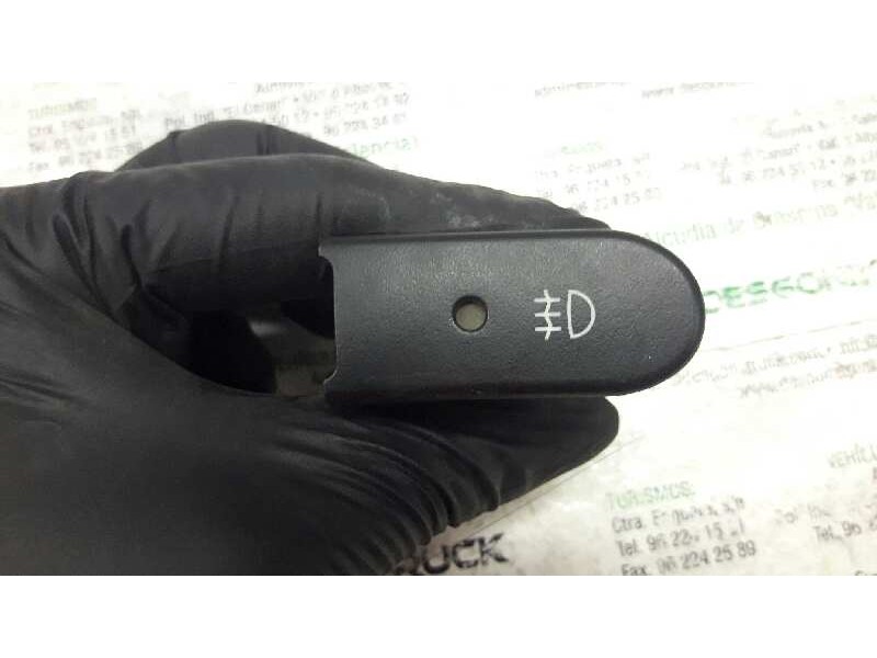 Recambio de boton antiniebla trasero para daewoo lanos cool referencia OEM IAM 864W0210  
