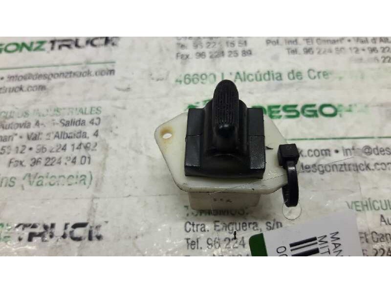 Recambio de mando elevalunas trasero derecho para mitsubishi colt (ca0) 1.8 16v cat referencia OEM IAM   