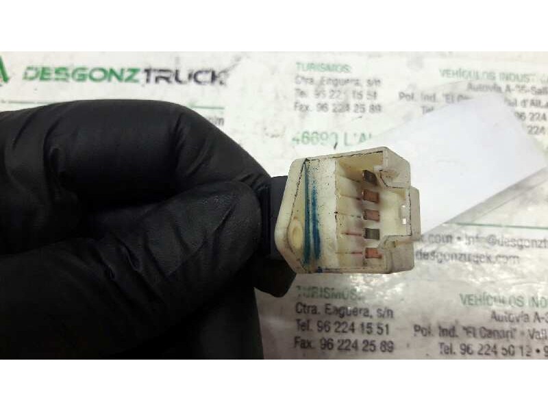 Recambio de mando elevalunas trasero derecho para mitsubishi colt (ca0) 1.8 16v cat referencia OEM IAM   