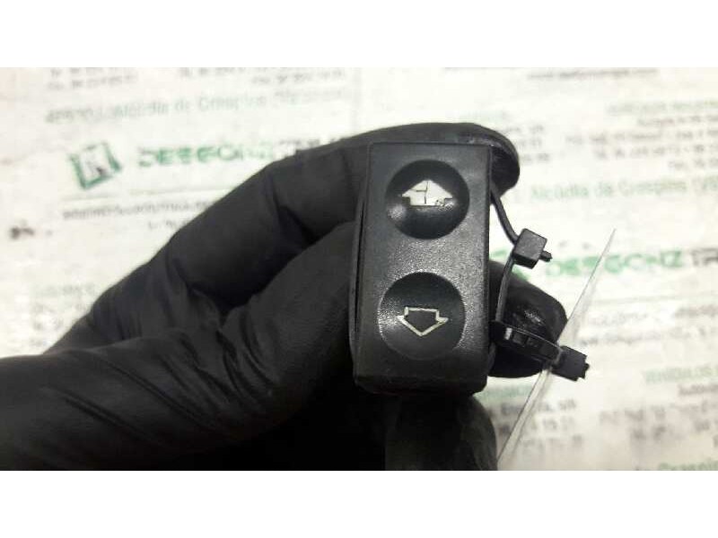 Recambio de mando elevalunas delantero izquierdo para bmw serie 3 berlina (e46) 318i referencia OEM IAM   