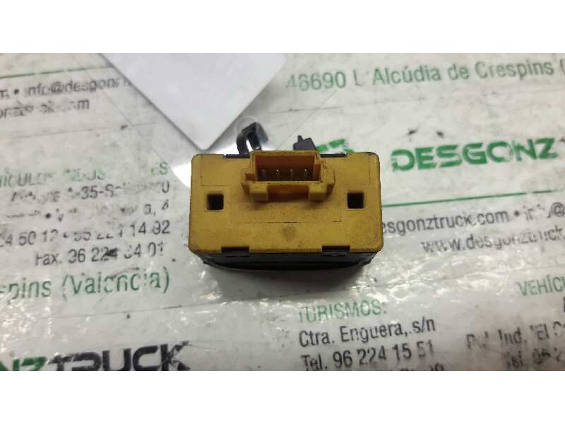 Recambio de mando elevalunas delantero izquierdo para bmw serie 3 berlina (e46) 318i referencia OEM IAM   