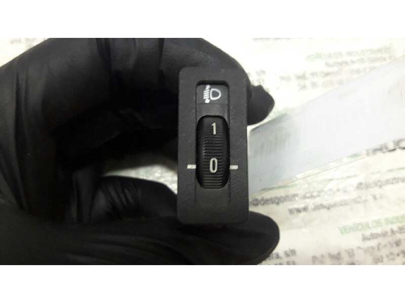 Recambio de boton regulacion de faros para bmw serie 3 berlina (e46) 318i referencia OEM IAM 8360882  