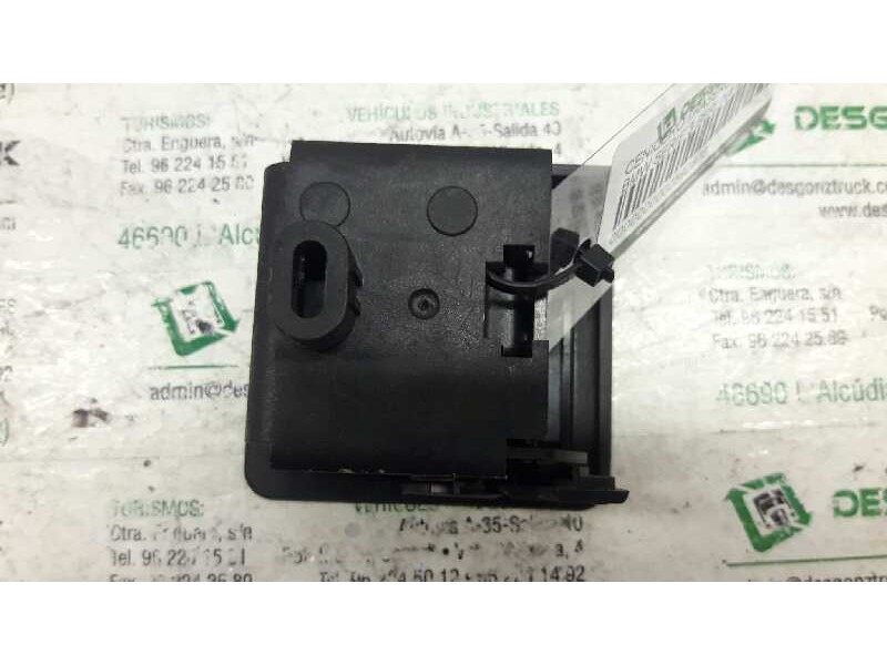 Recambio de cenicero trasero para bmw serie 3 berlina (e46) 318i referencia OEM IAM   